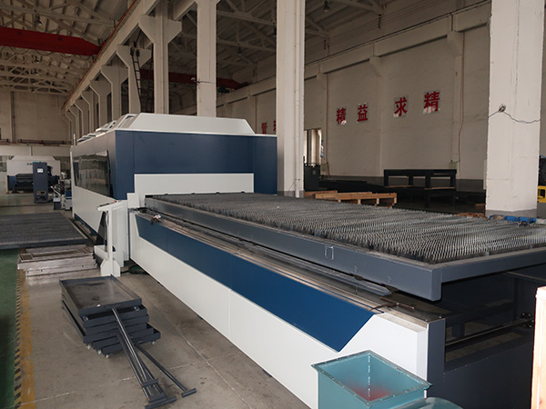 Máquina de corte con láser de fibras Accurl 1kw, 1500w, 2kw, 3kw, 4kw, 6kw