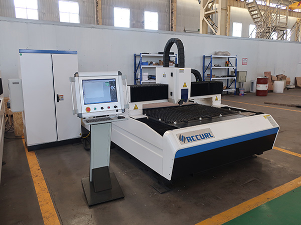 Máquina de corte con láser de fibra 1000W CNC para aceiro carbono 3000x1500mm